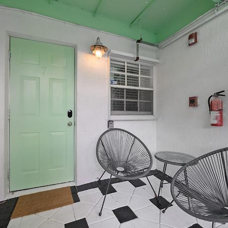 Las Olas Guest House Форт Лодърдейл Екстериор снимка