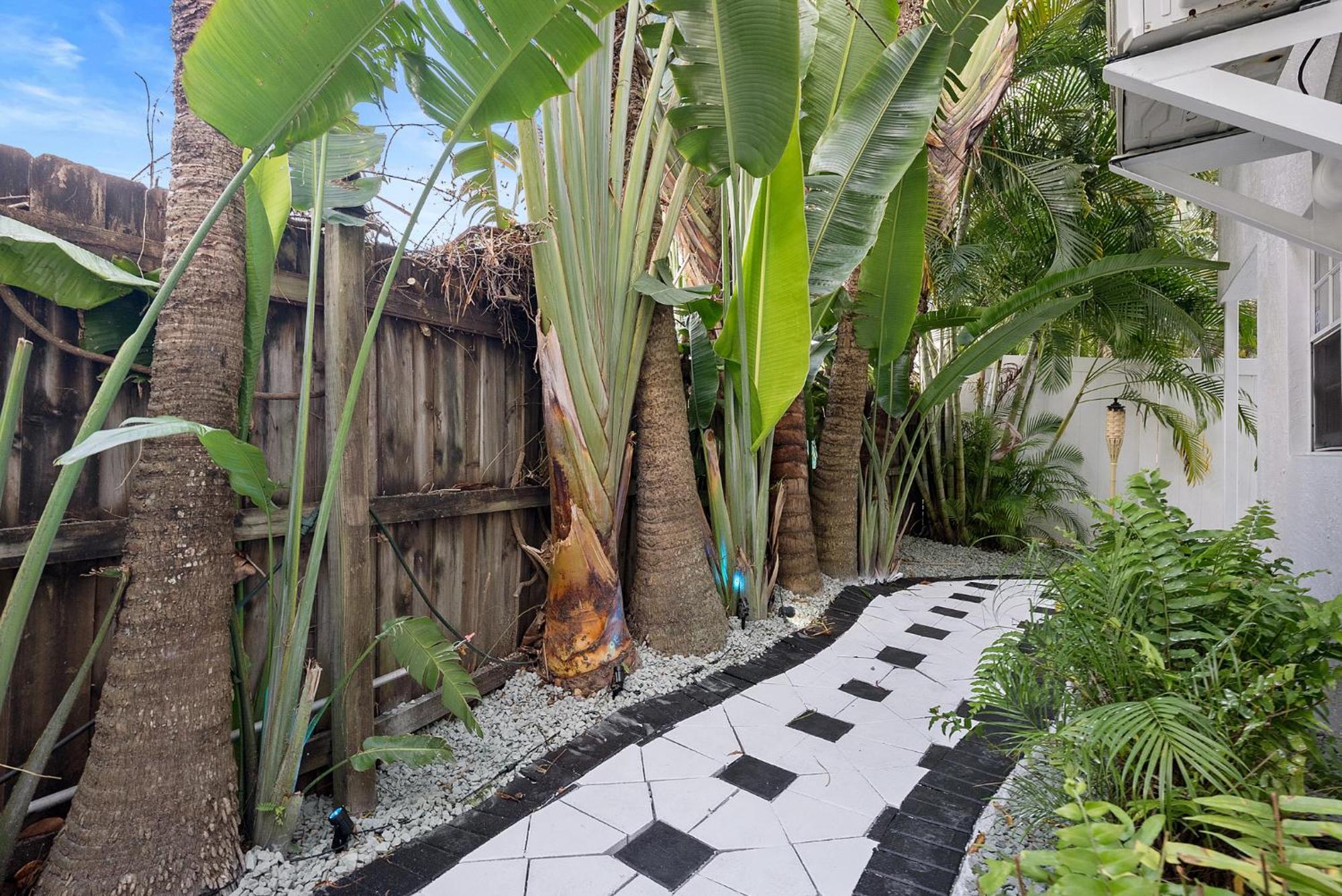 Las Olas Guest House Форт Лодърдейл Екстериор снимка