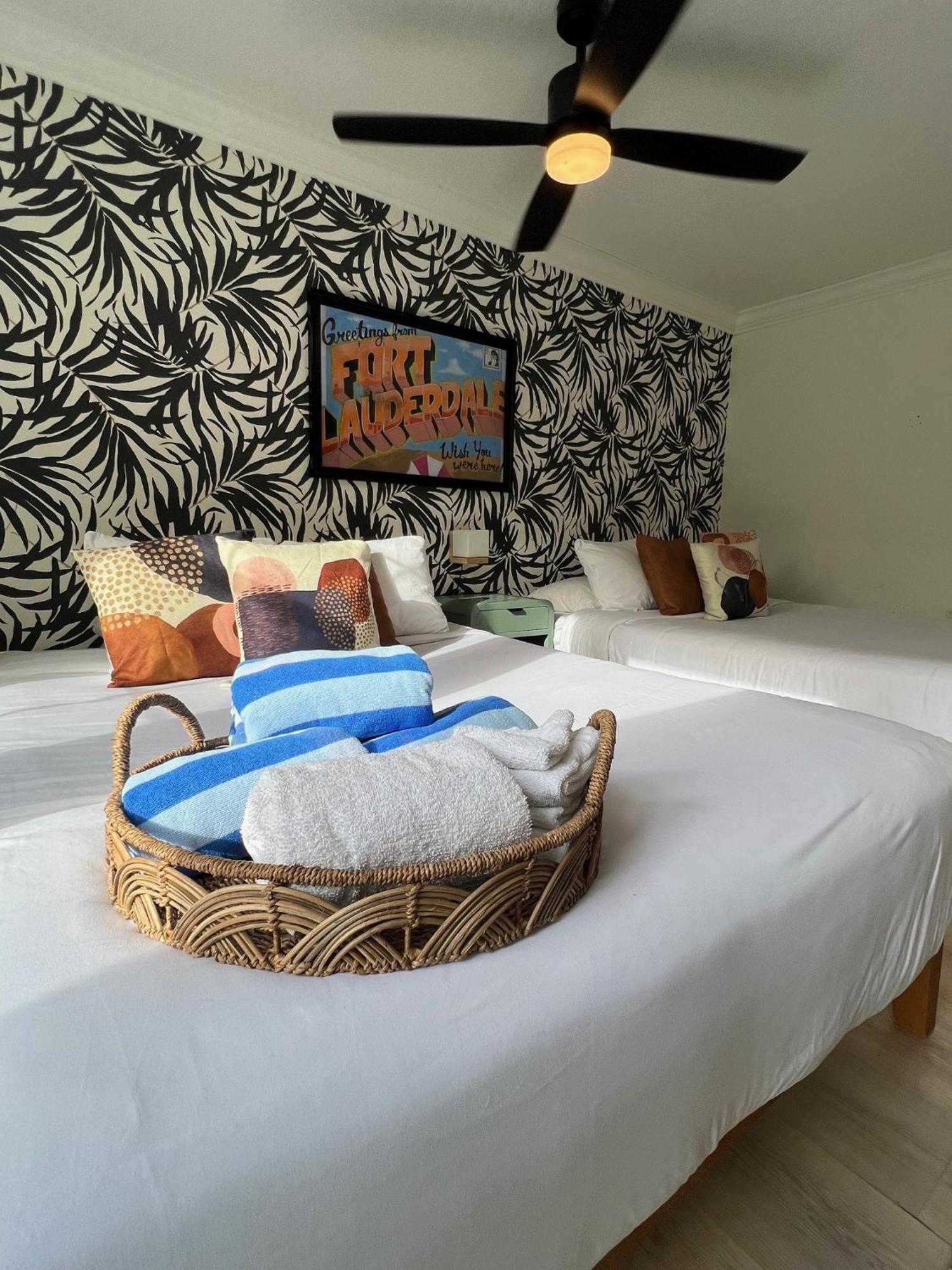 Las Olas Guest House Форт Лодърдейл Екстериор снимка